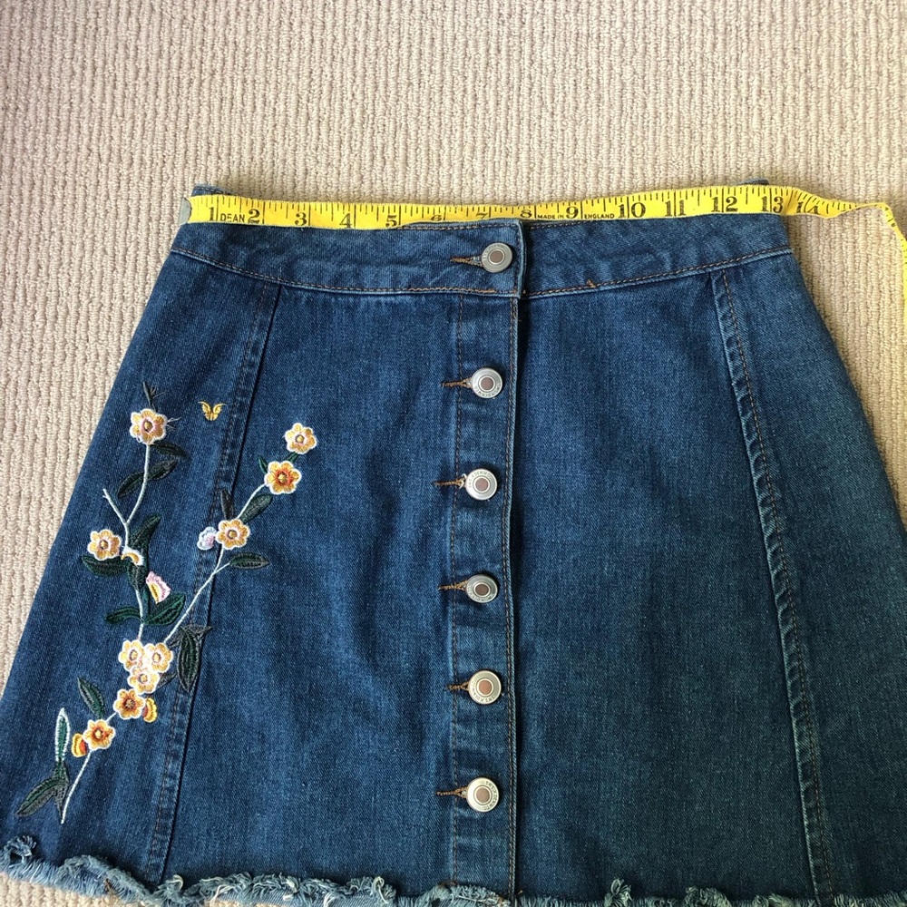 💕2/$20 Denim Cutoff Button Front Mini Skirt - Picture 4 of 8